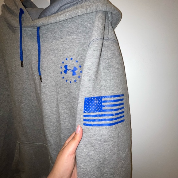 💛 bundle -$10 Under Armour Men's WWP Hoodie - Picture 3 of 7